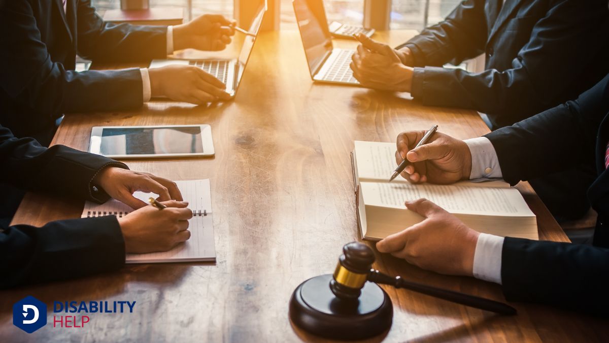 Choosing the Right Lawyer for a Contingency Fee Case