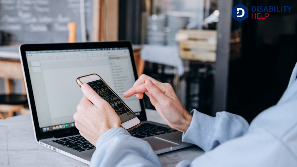 The Rise of Private App Platforms for Scholarship Discovery