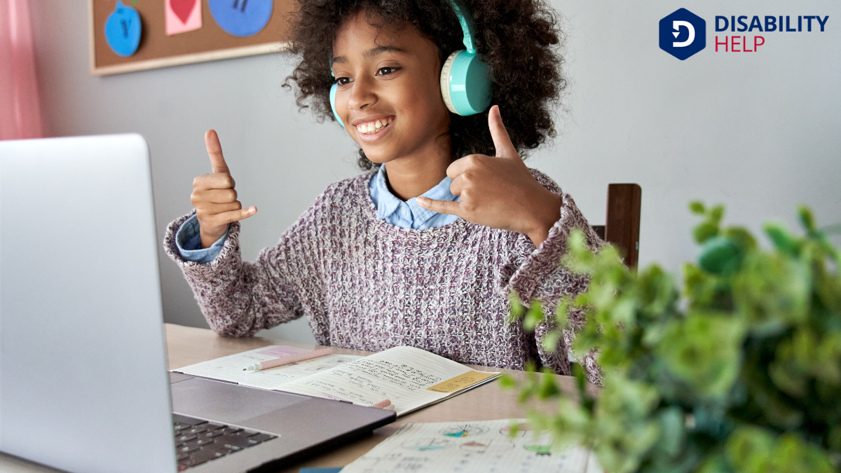 Types of Scholarships Available for Deaf or Hard-of-Hearing Students